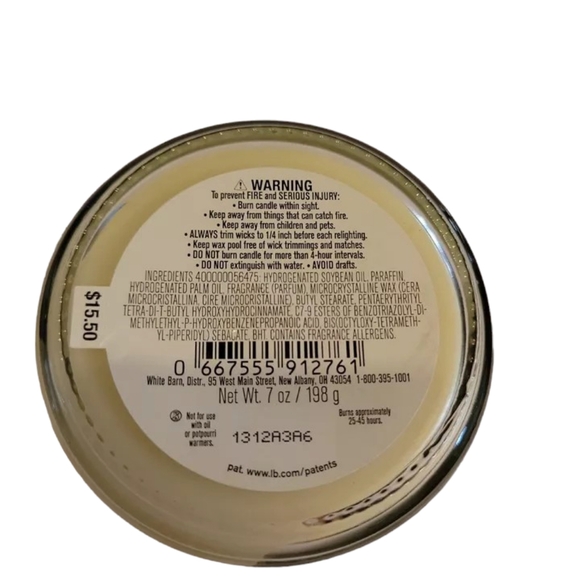 Bath & Body Works White Barn Fiji White Sands scented candle - Picture 2 of 3